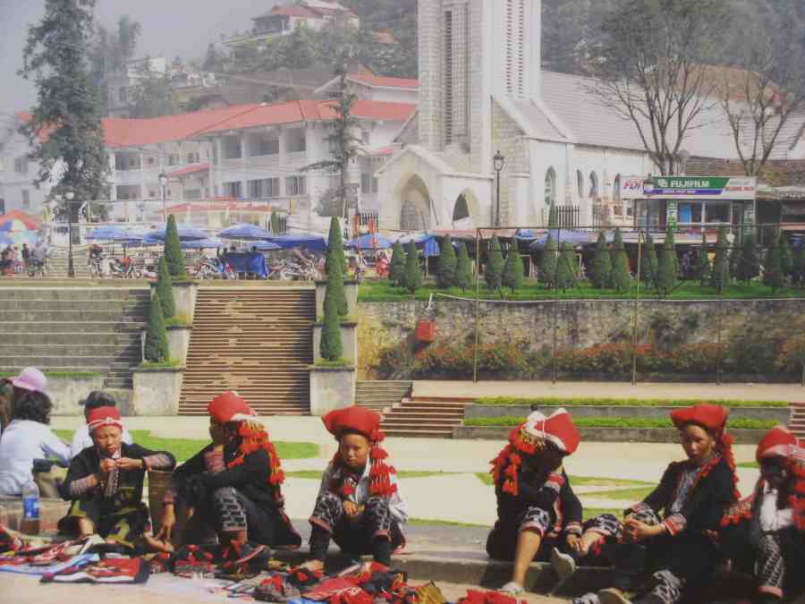 Hmong in Sapa
